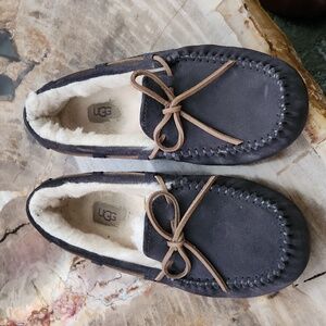 Women's Purple Ugg Moccasins Size 7